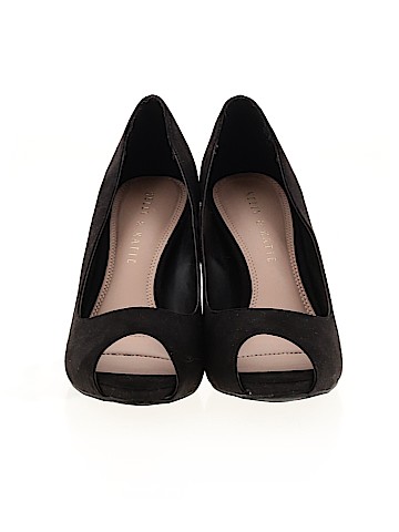 Kelly & Katie Heels (view 2)