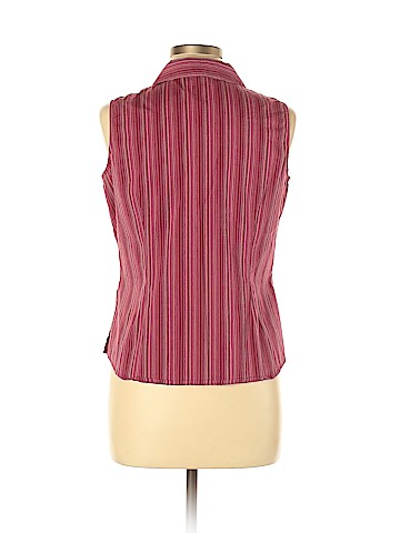 St. John's Bay Sleeveless Button-Down Shirt (view 2)