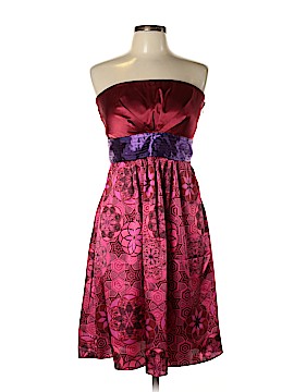 Signature by Sangria Size 10