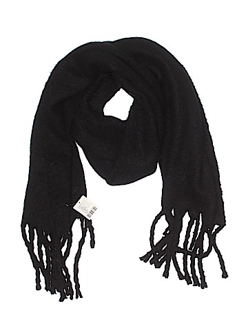 UO Worldwide Scarf (view 1)