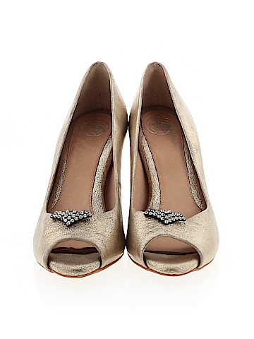 Nurture Heels (view 2)