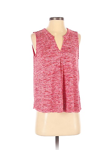 Old Navy Sleeveless T-Shirt (view 1)