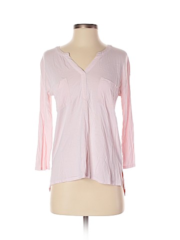 Old Navy 3/4 Sleeve Top (view 1)