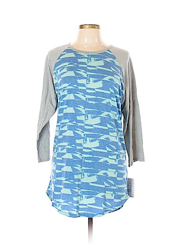 Lularoe 3/4 Sleeve T-Shirt (view 1)
