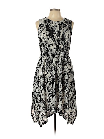 Simply Vera Vera Wang Casual Dress (view 1)