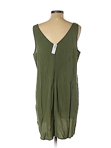 Old Navy Casual Dress (view 2)
