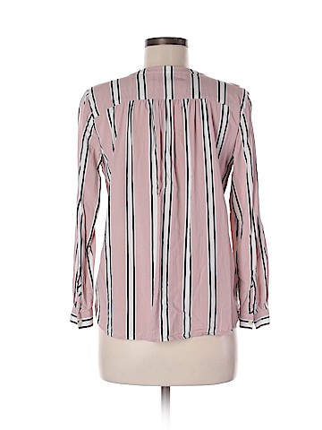 Ann Taylor LOFT Long Sleeve Button-Down Shirt (view 2)