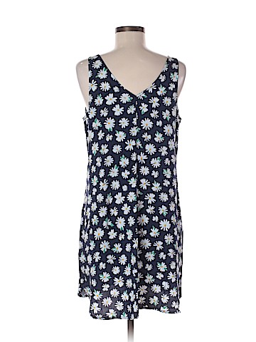 Old Navy Casual Dress (view 2)