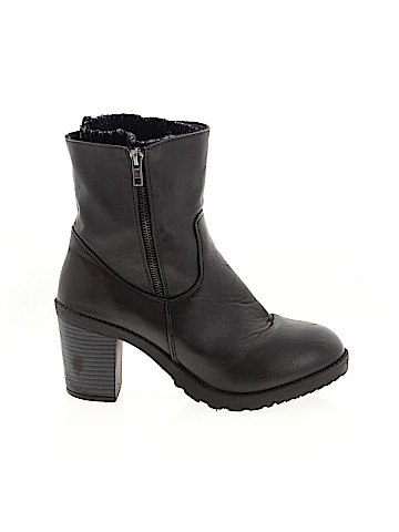 CA Collection by Carrini Boots (view 1)