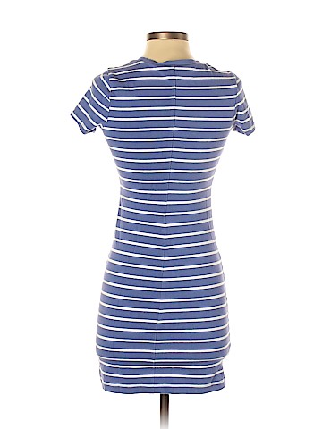 Old Navy Casual Dress (view 2)