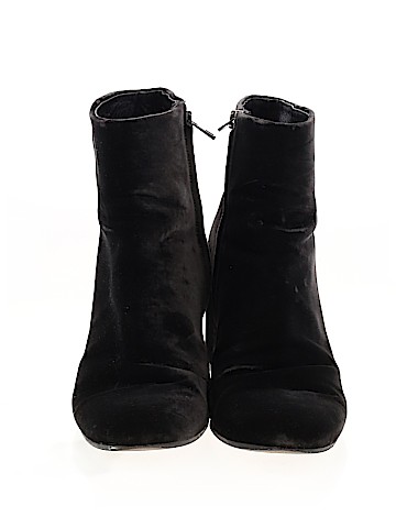 Vince. Ankle Boots (view 2)