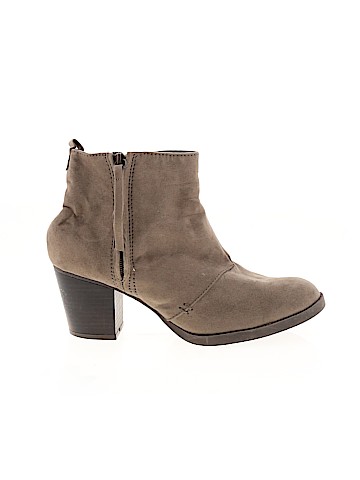 Old Navy Ankle Boots (view 1)