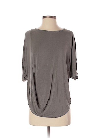 Vince. 3/4 Sleeve Top (view 1)