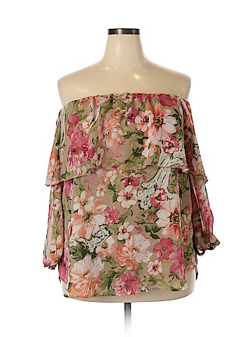 East Adeline 3/4 Sleeve Blouse (view 1)