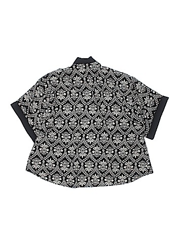 Monteau Girl Kimono (view 2)