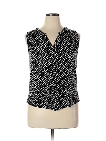 Skies Are Blue Sleeveless Button-Down Shirt (view 1)