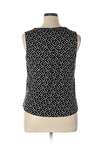 Skies Are Blue Sleeveless Button-Down Shirt (view 2)