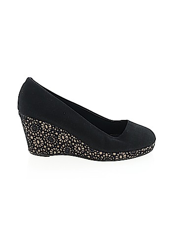 Maurices Wedges (view 1)