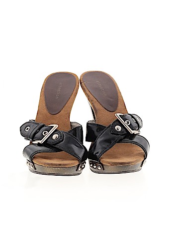 Attention Mule/Clog (view 2)