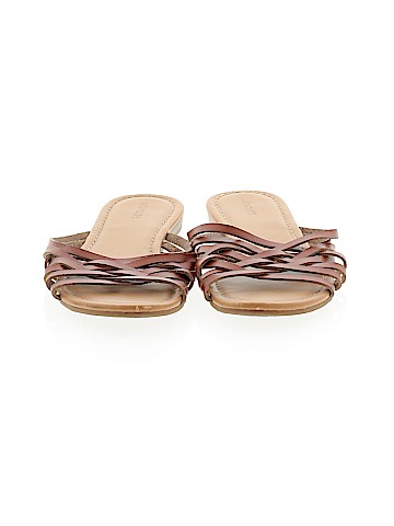 Old Navy Sandals (view 2)
