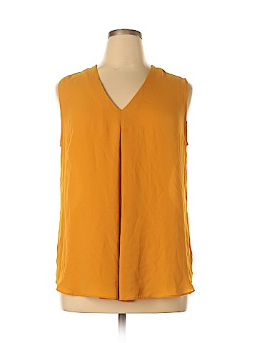 Rose & Olive Sleeveless Blouse (view 1)