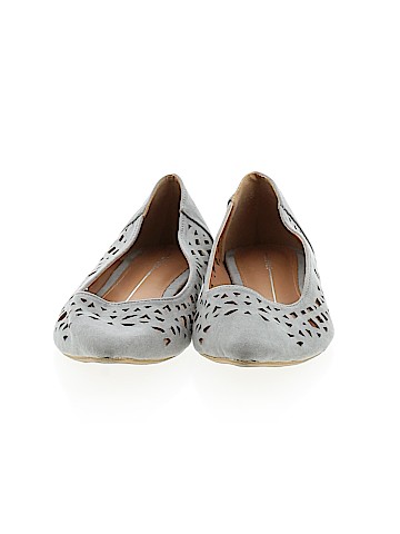 REPORT Flats (view 2)