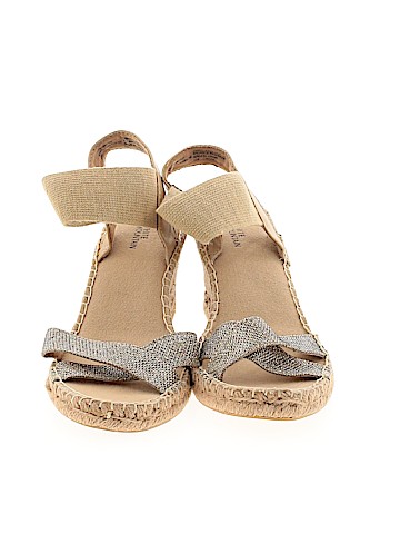 White Mountain Wedges (view 2)