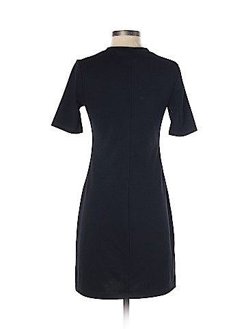 Old Navy Casual Dress (view 2)