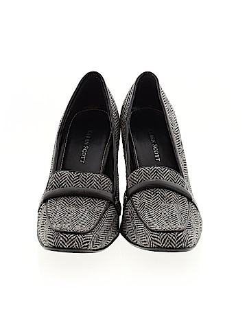 Karen Scott Heels (view 2)