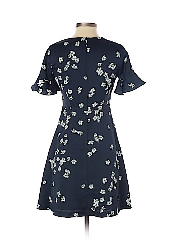 Banana Republic Casual Dress (view 2)