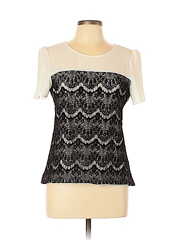 Romeo & Juliet Couture Short Sleeve Blouse (view 1)