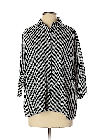 Comfy U.S.A. 3/4 Sleeve Button-Down Shirt (view 1)