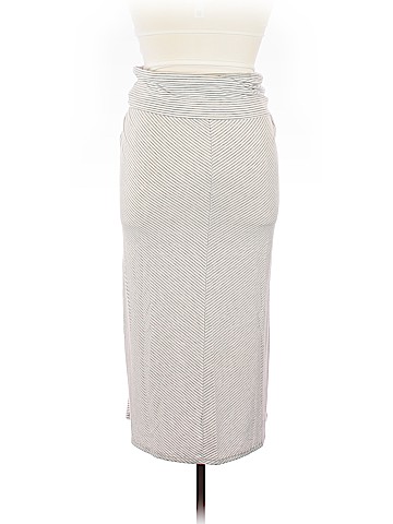 Old Navy Casual Skirt (view 2)