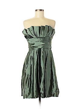 Lavender Label by Vera Wang Size 8