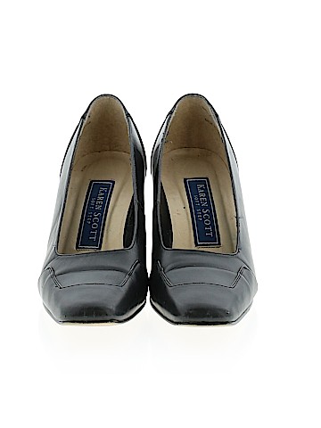Karen Scott Heels (view 2)