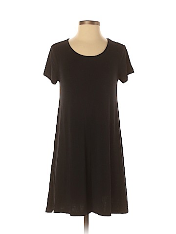 Old Navy Casual Dress (view 1)