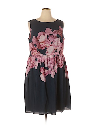 Adrianna Papell Casual Dress (view 1)