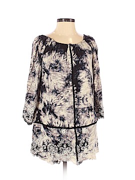Romeo & Juliet Couture Size Sm