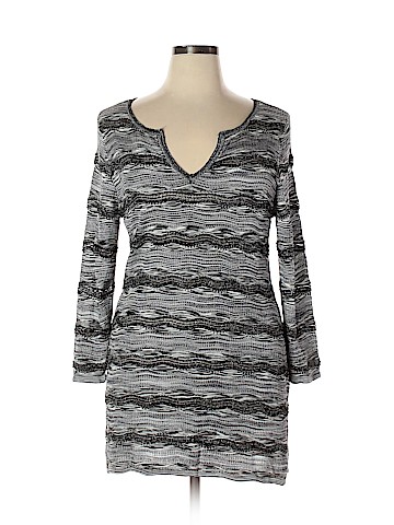 White House Black Market 3/4 Sleeve Top (view 1)