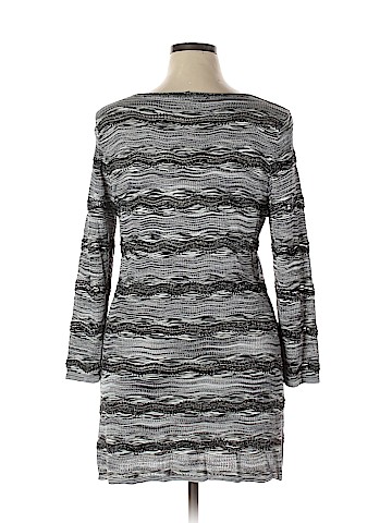 White House Black Market 3/4 Sleeve Top (view 2)