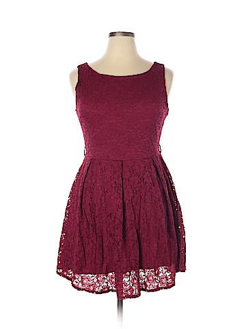 Mela Loves London Casual Dress (view 1)