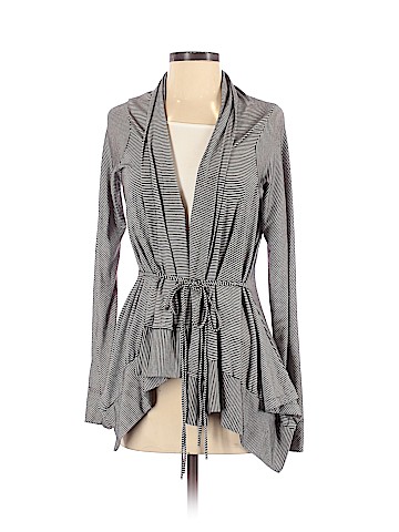 Poleci Long Sleeve Top (view 1)