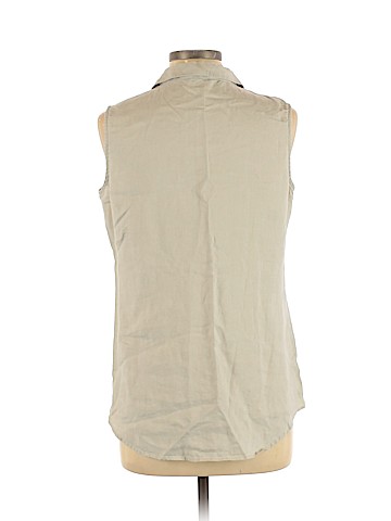 Ellen Tracy Sleeveless Button-Down Shirt (view 2)