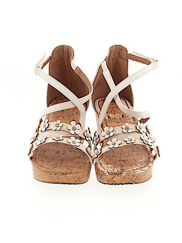American Eagle Shoes Wedges (view 2)