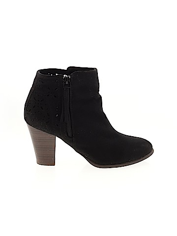 American Eagle Outfitters Ankle Boots (view 1)