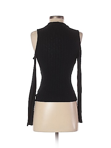 American Eagle Outfitters Pullover Sweater (view 2)