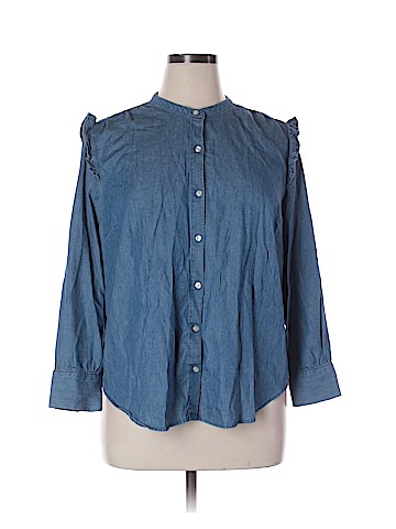 Old Navy Long Sleeve Button-Down Shirt (view 1)