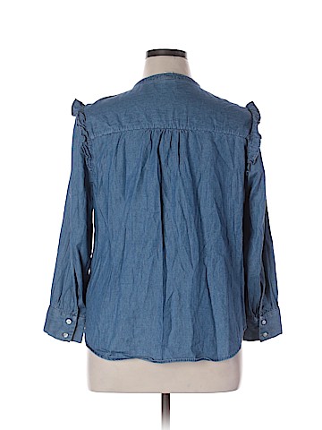 Old Navy Long Sleeve Button-Down Shirt (view 2)