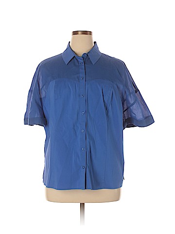 ELOQUII Short Sleeve Button-Down Shirt (view 1)