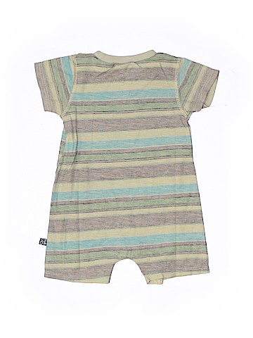 Nano Short Sleeve Outfit (view 2)